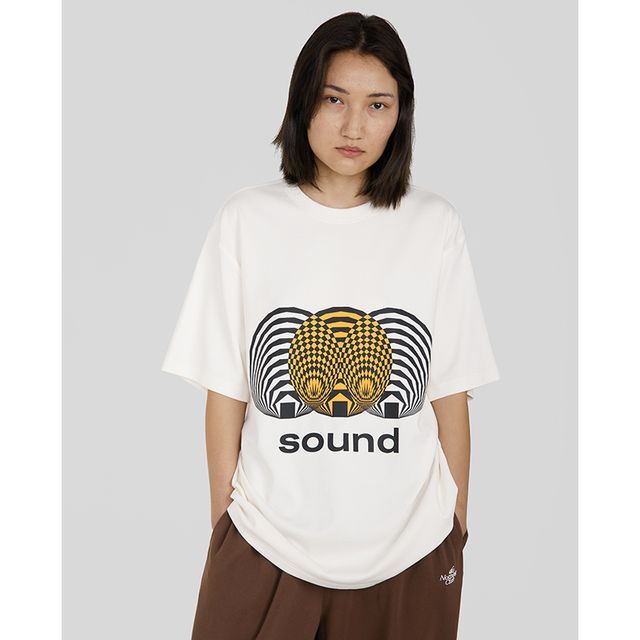 OKCENTER Sound 그래픽 티셔츠 (화이트)