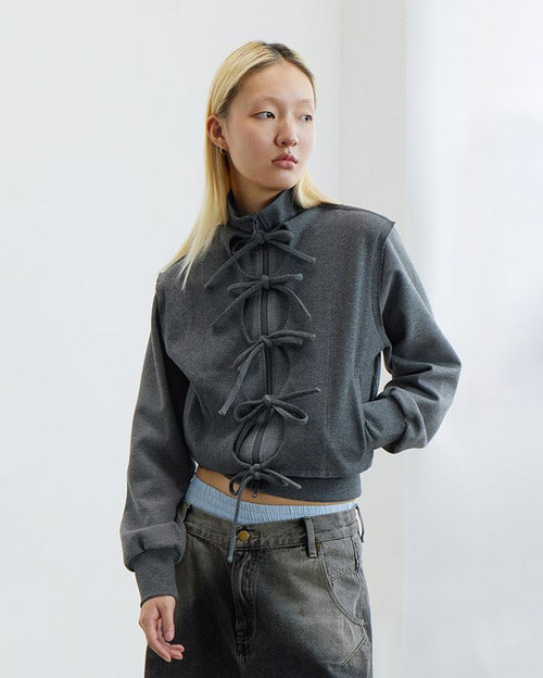 CONP Cropped Knot-fastening Sweater